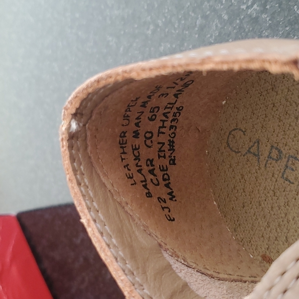 Capezio E-Series Jazz Slip On Jazz Shoes - Caramel 3.5 M - Picture 10 of 12